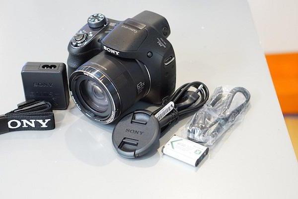 מצלמה דיגיטלית Sony Cyber-shot DSC-H400: תיאור, תכונות, ביקורות
